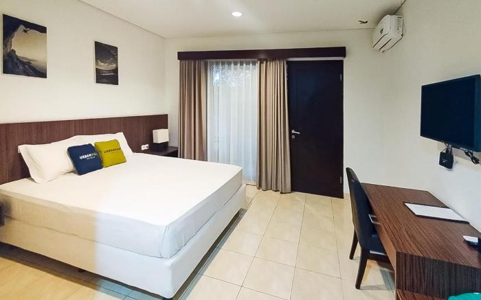 Urbanview near Pasir Angin Hotel