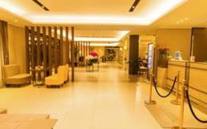 Home Inn Plus Jinan High Tech Zone Shunhua Road Wanda Convention and Exhibition Center