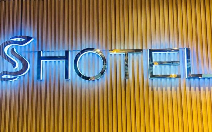 HOTEL S