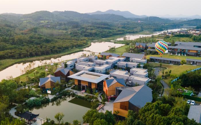 HENTIQUE RESORT TIANMU LAKE