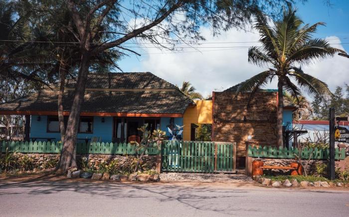 Charming Beachfront Cottage.