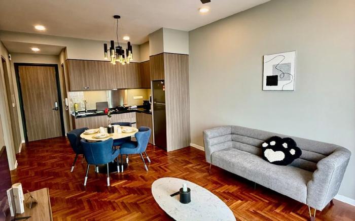 Comfort 2BR @ Bloomsvale Shopping Mall | 5pax