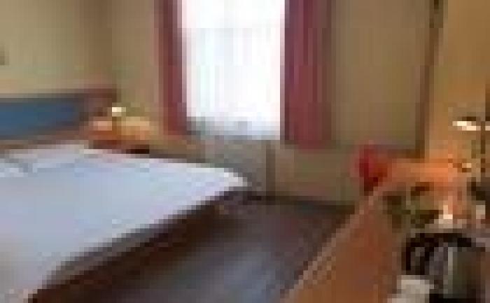 Home Inn Neo Tai'an Wanda Plaza University of Science and Technology West Campus