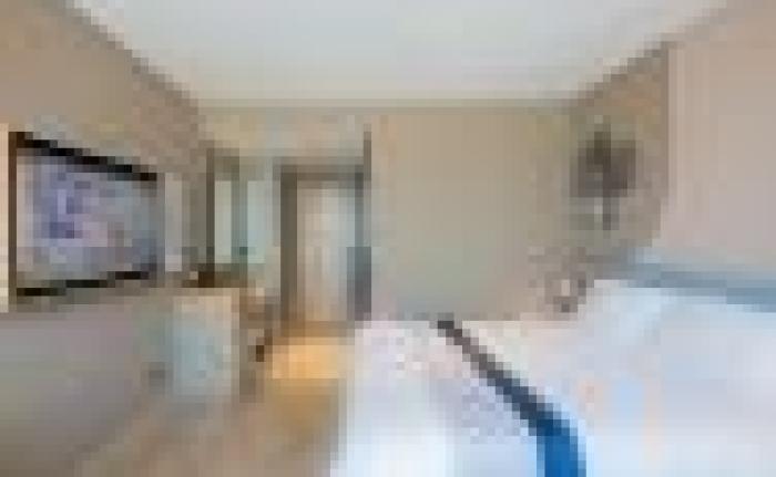 Home Inn Neo Yantai Jerry Road High-speed Railway South Station