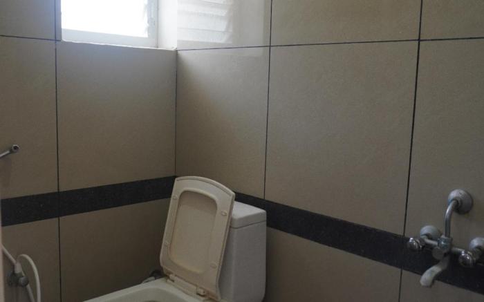 Aaruthran Apartment Services