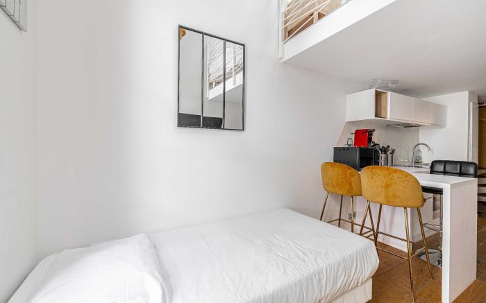 Bright duplex - Cannes Center