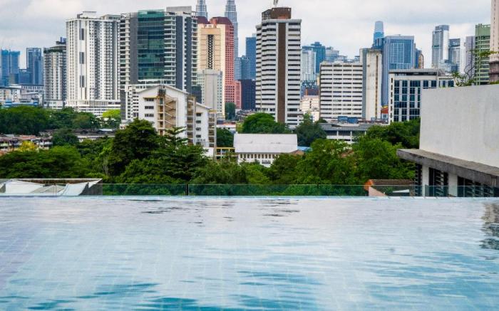 Entire Apartment in Kuala Lumpur, Infinity Pool!!
