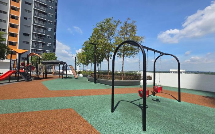 Alanis Suite KLIA With Neflix