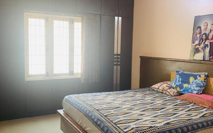2bhk house at 1st floor fully furnished, with AC’s
