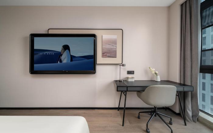 Atour Hotel Cixi Shanglinfang Yintai Department Store