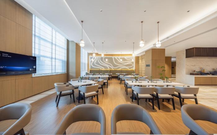 Atour Hotel Yinchuan Lijing Lake Jiefang East Road