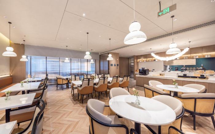 Atour Hotel Yangzhou Shouxihu Wanfu West Road