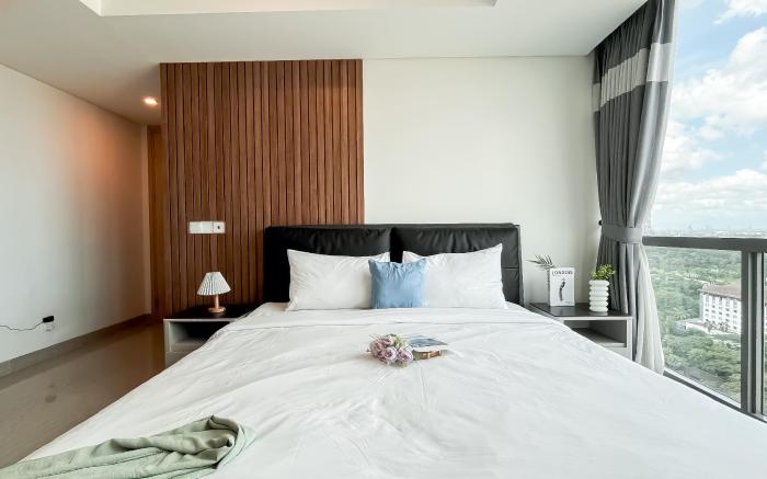 Spacious 3BR at Hillcrest House Apt By Travelio