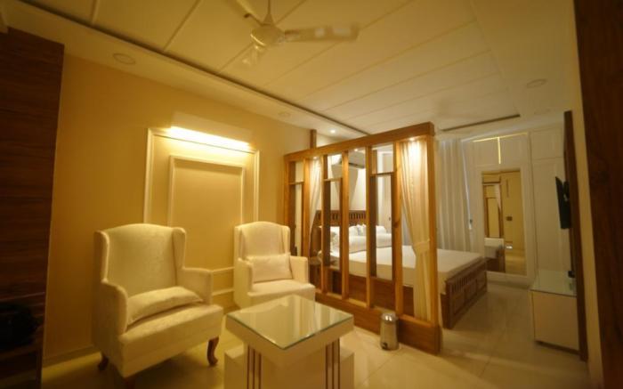 Myst luxury stays