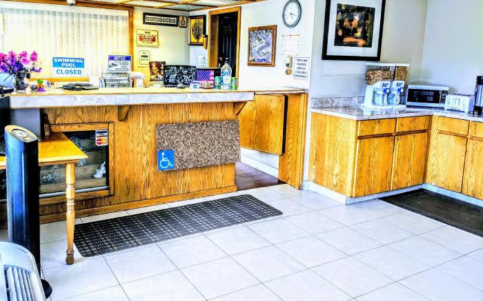 Budget Inn Motel Corcoran