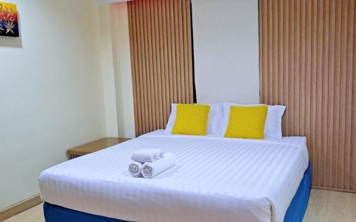 Bangkok NaNa BTS/Free WiFi/KING size bed/ 7-11