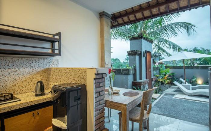 Family Gateaway Surrounded by Ricefields