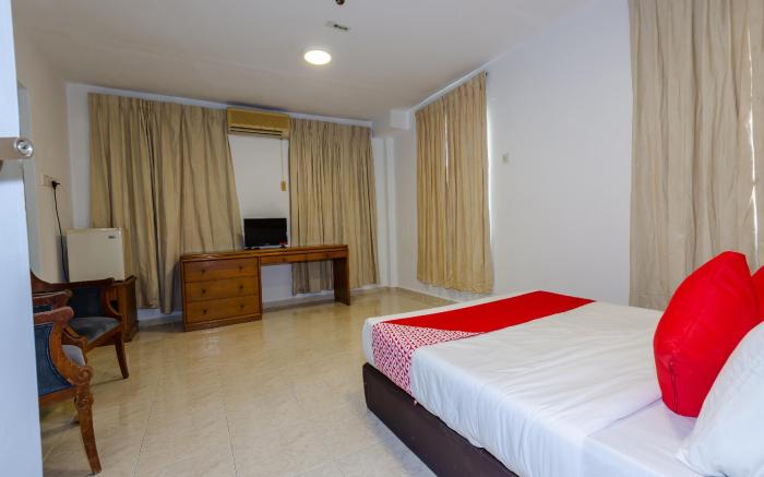 OYO 1090 Hollitel Hotel Melaka