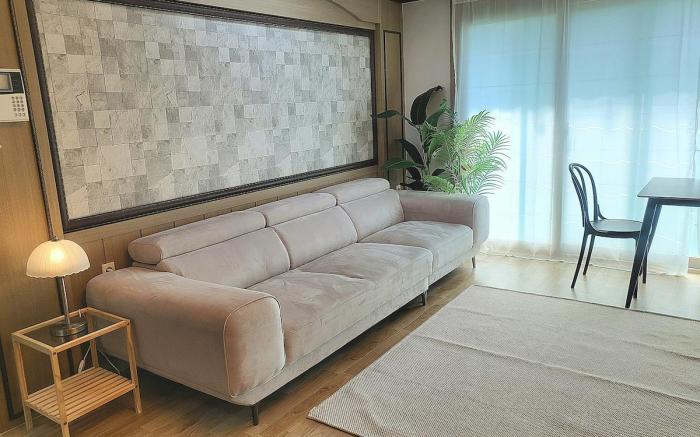 Daon. Kyodong Hot Place. 3 bedrooms. 