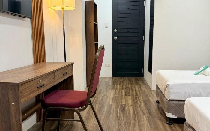 Yuhum B&B Triple Deluxe Room + FREE Breakfast