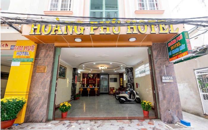 Khách sạn Hoàng Phú