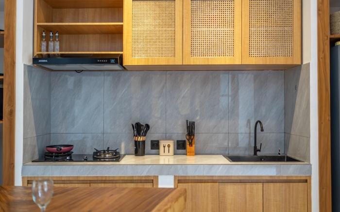 Mirragold Villa - Scenic 3BR Hideaway with Pool