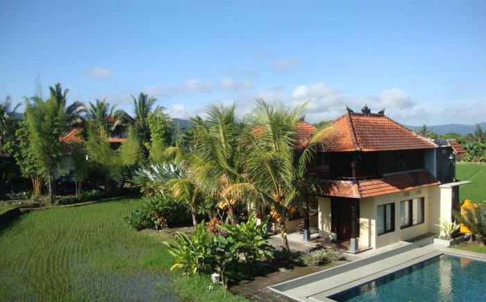 Atres Villa