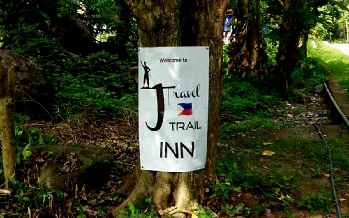 J Travel Trail Inn 