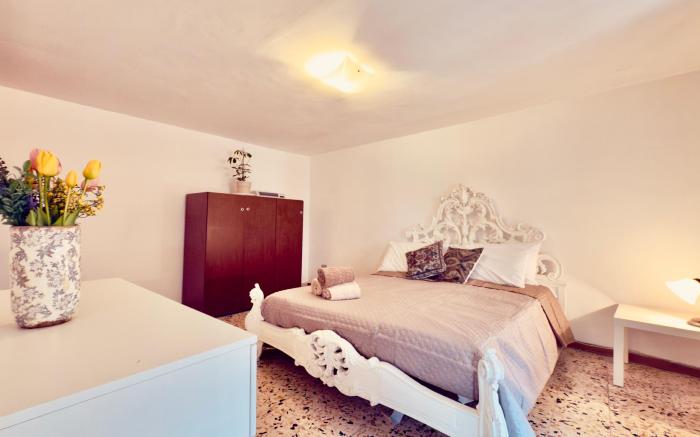 Charming Sicilian Stay 1BR Home in the Heart of Mussomeli