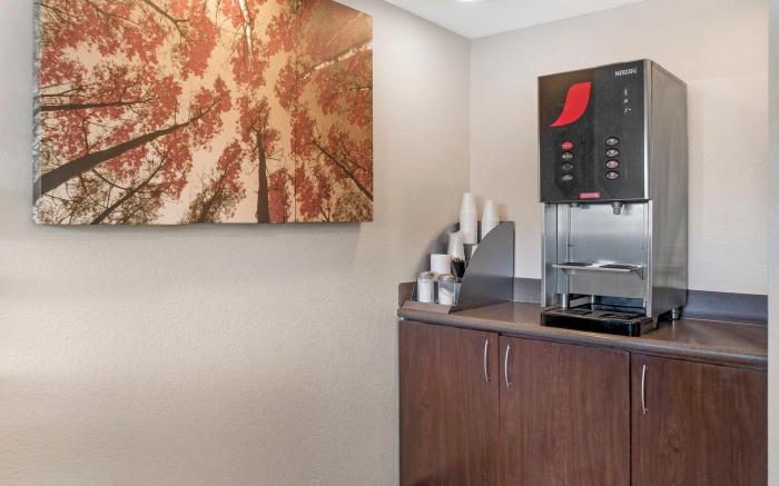 Red Roof Inn Detroit–Rochester Hills/Auburn Hills