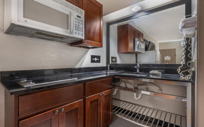 Red Roof Inn Houston - Brookhollow