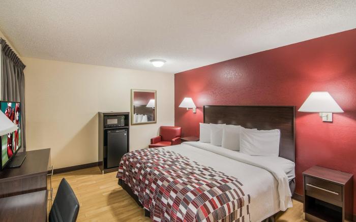 Red Roof Inn & Suites Pensacola East - Milton