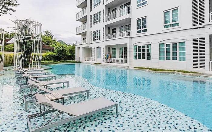 Summer Hua Hin Condo 1 Bedroom Pool View by Dome