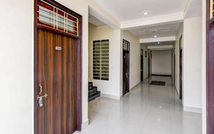 HOTEL VELLFIRE