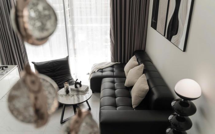 Modern Charm 2BR in the Center of Vinhomes