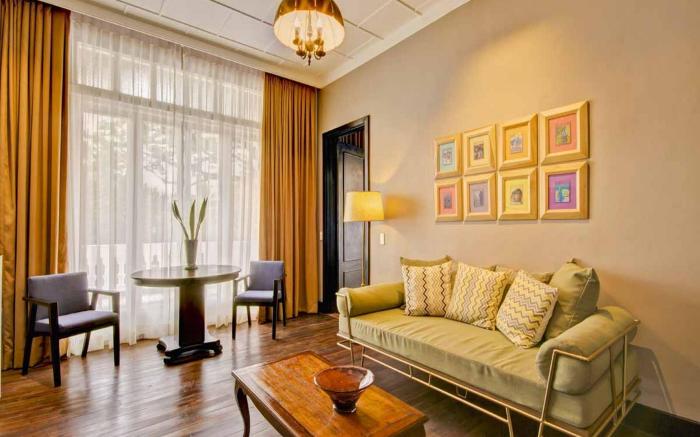 The Henry Hotel Manila