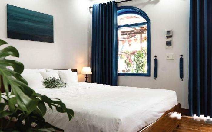 Beach Room with Garden View
 01