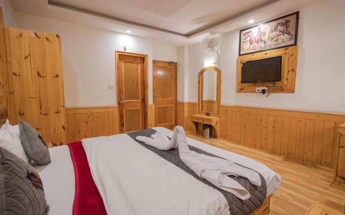 OnlyStay Uday Himalaya
