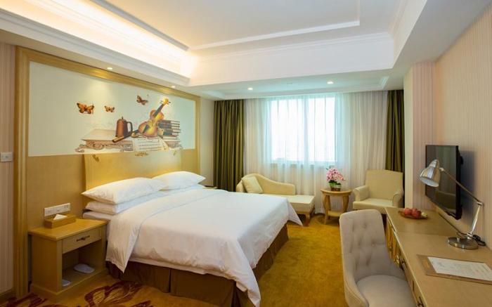 Vienna Classic Hotel Guangdong Huizhou Dahuxi Shuidong Street