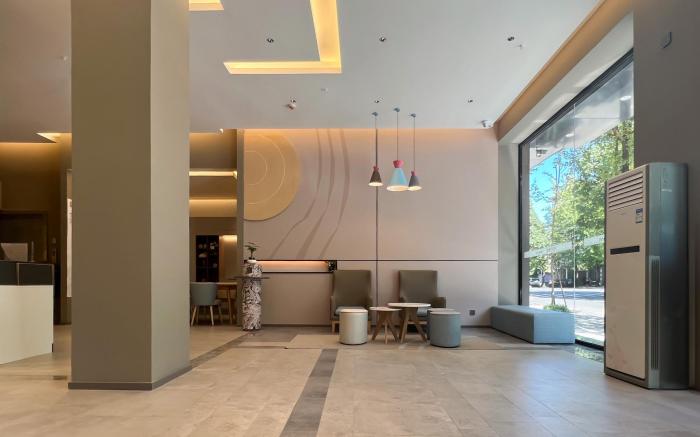 Home Inn Neo Tengchong Fortune Center Tourist Bus Station