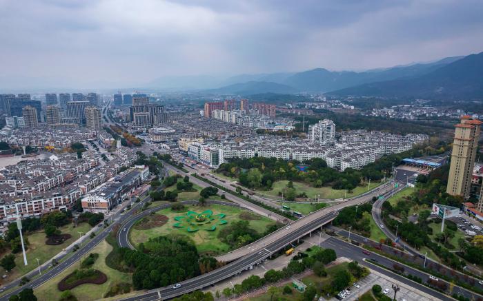 Home Inn Neo Tiantai Passenger Transport Center New Town Plaza