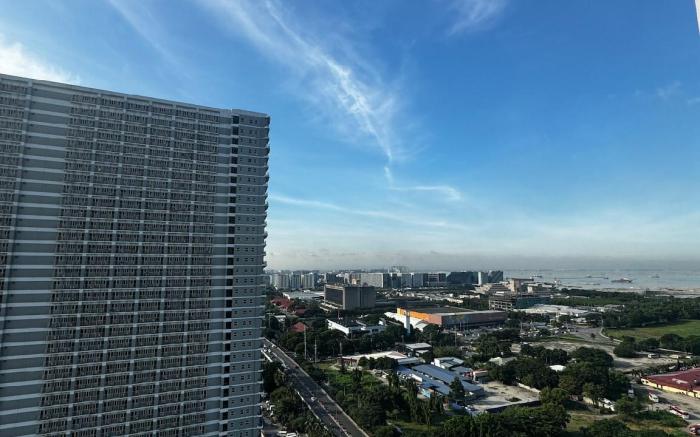 Breeze Residences Two-Beds Unit 2647 with Balcony