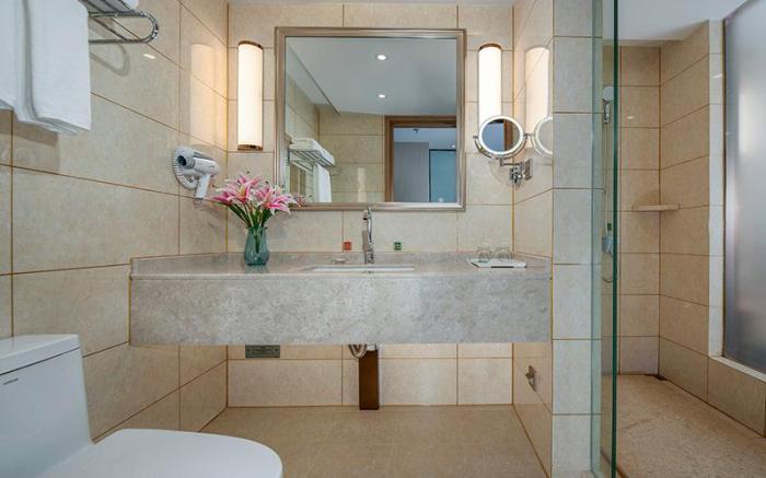 Vienna International Hotel Hohhot High Speed Railway East Station