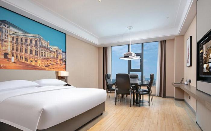 Vienna International Hotel Hunan Zhijiang Heping Bridge