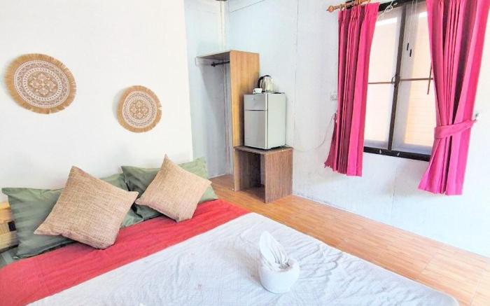 Jackfruit Bungalow: Tropical haven by the sea