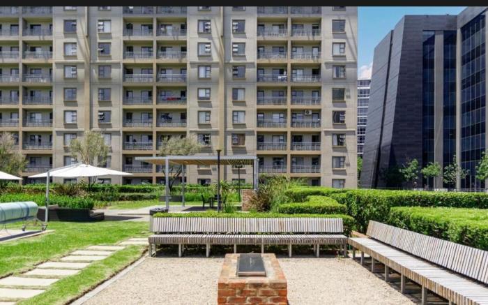 Westpoint Sandton - Opulent Heights