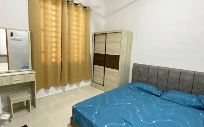 ARZ Homestay