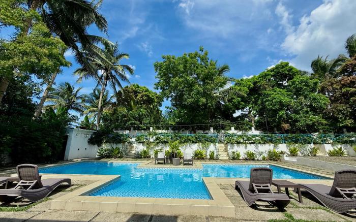 Solstice Suites- Eunice Suites 28-30 pax capacity