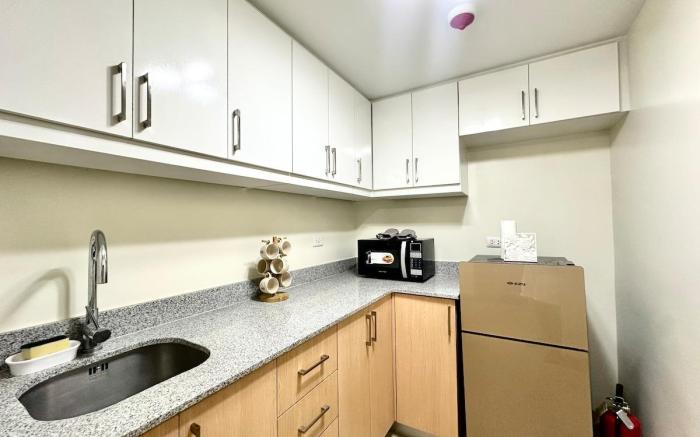 Urban Nest @ Cubao Araneta City Spacious 1BR WIFI