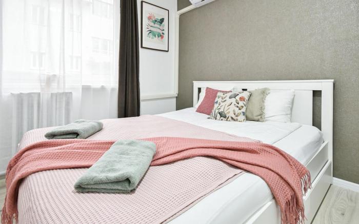 Cozy Comfort w AC on Victor Hugo street by NW
